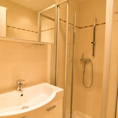 Haus Cristal By Interhome 公寓 洛伊克巴德