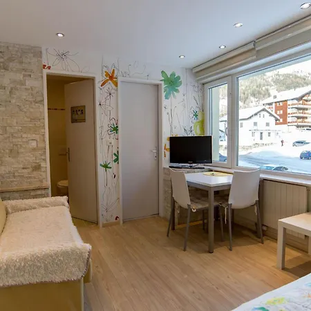 Haus Cristal By Interhome Lejlighed *